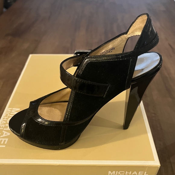 Michael Kors Peep-toe Heels - Size 5 - Picture 3 of 5